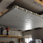 ile wiąże beton b25 na stropie